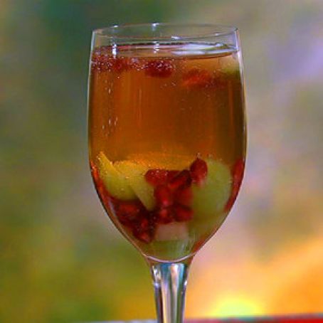 Clinton Kelly's Sparkling Pomegranate Punch