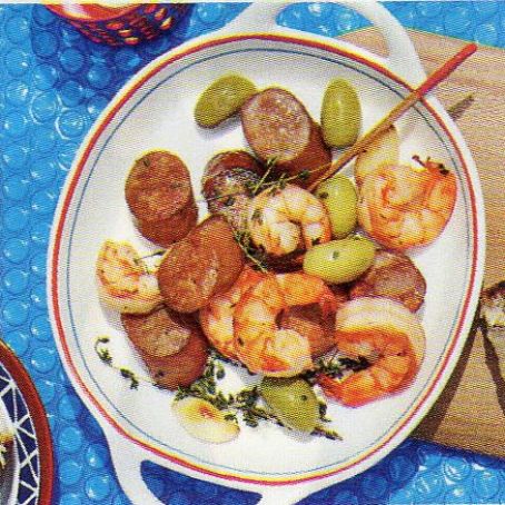 SHRIMP, OLIVE & CHORIZO TAPAS