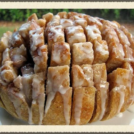 Cinnamon Roll Pulls ~ Easter Breakfast ~ So Yummy!