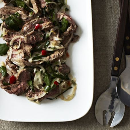 Spicy Thai Steak Salad
