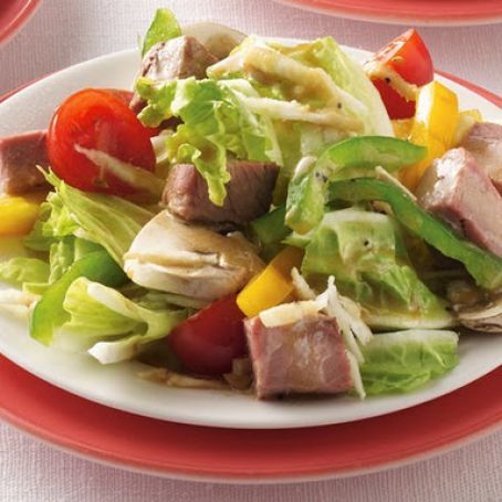 Peppered Roast Beef Salad