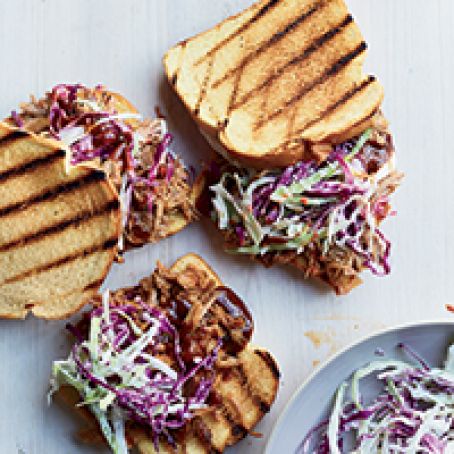 Pulled Pork Sandwiches with Barbecue Sauce