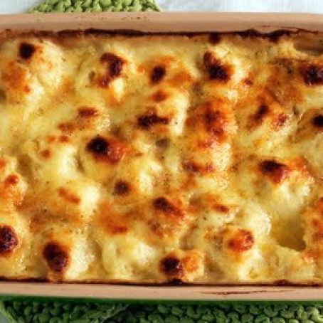 Roasted Cauliflower with Cheddar Cheese Sauce