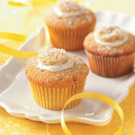 Cream Filled Banana Cupcakes
