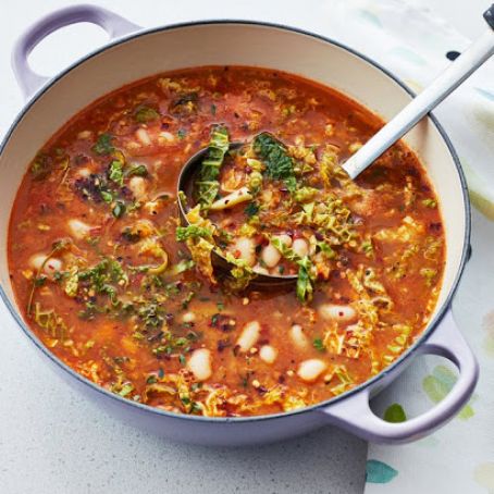 Easy Cabbage & White Bean Soup
