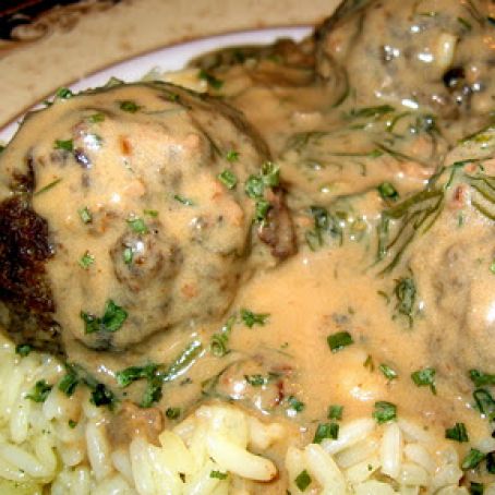 Veal Meatballs & Baby Carrots in Dilled Cream Sauce
