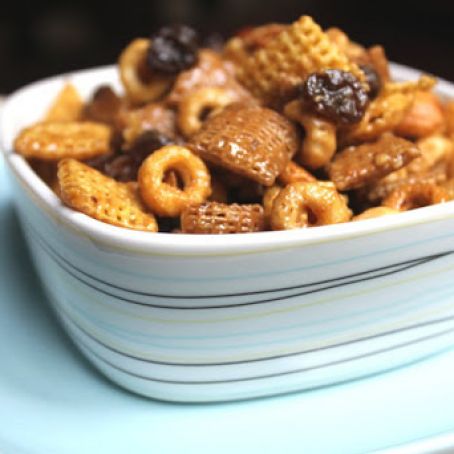 Peanut Butter Chex Mix