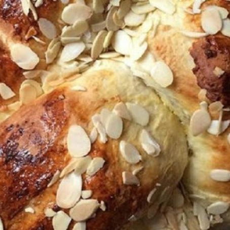 Marzipan Christmas Kringle Bread