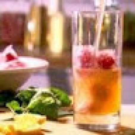 Lemon-Ginger Iced Tea with Berry Cubes