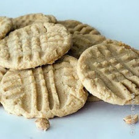 Chewy Peanut Butter Cookies
