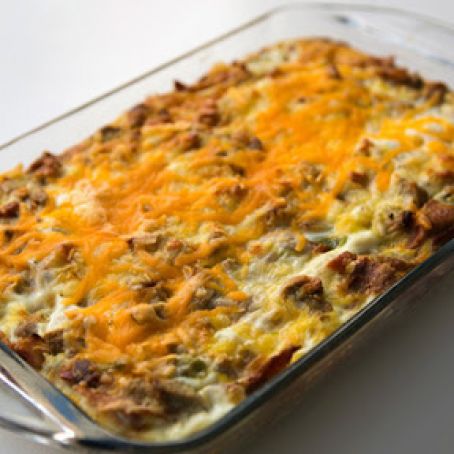 BREAKFAST CASSEROLE