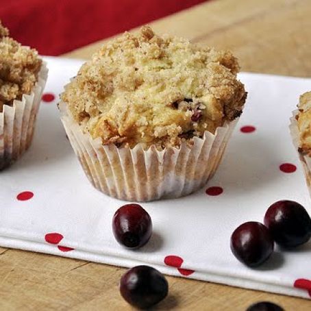 Eggnog Cranberry White Chocolate Streusel Muffins
