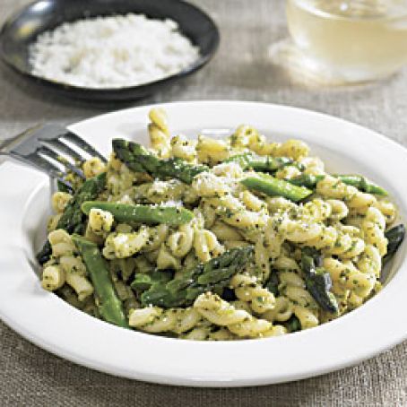 Mint and Pine Nut Pesto with Gemelli and Asparagus