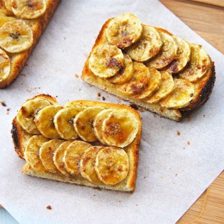 BREAKFAST - Sliced Banana Toasts