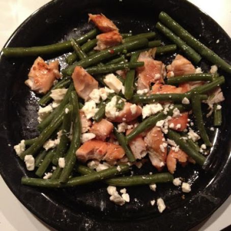 Green Beans with Chicken and Crumbled Feta Cheese