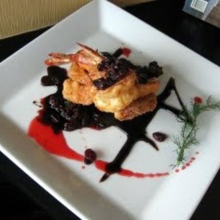 ROBALO EN CHOCOLATE CON CAMARONES AL AJILLO