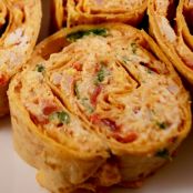 Chicken Enchilada Dip Rollups