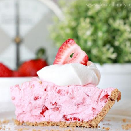 Cool & Easy Strawberry Pie Filling