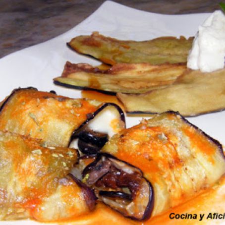 ENVOLTINIS DE BERENJENA