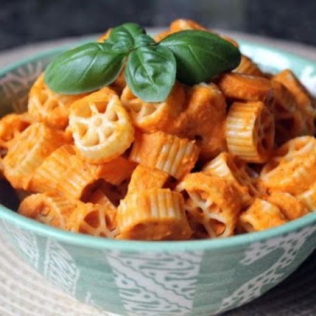 Pinwheels with Roasted Veggie Sauce