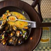 Beer Steamed Clams or Mussels with Tasso Ham