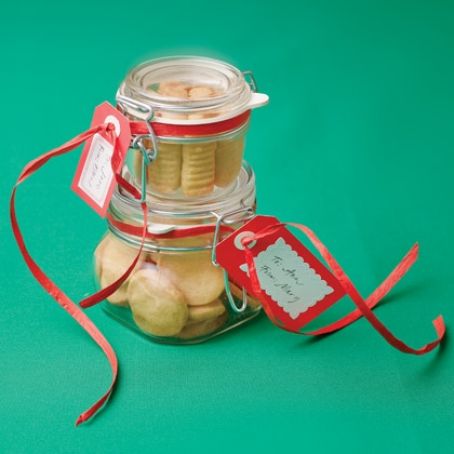 Cheesy Cheddar Crisps