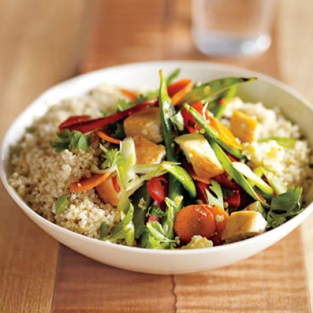 Quinoa Stir-Fry With Vegetables and Chicken