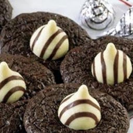 Tuxedo Brownie HUGS Cookies