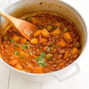 PUERTO RICAN RICE AND BEANS (HABICHUELAS GUISADAS)