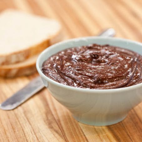 Homemade Chocolate Hazelnut Spread