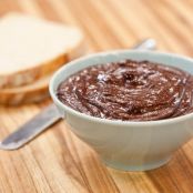 Homemade Chocolate Hazelnut Spread
