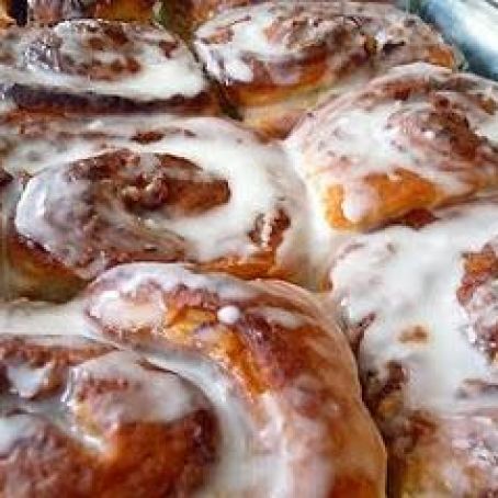 JERRY'S CINNAMON BUNS