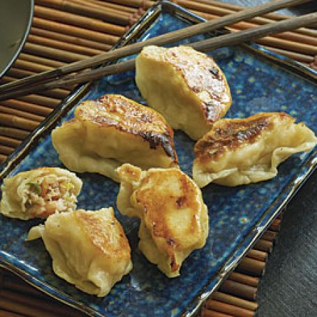 Chinese Pork & Shrimp Dumplings (Jiao Zi)