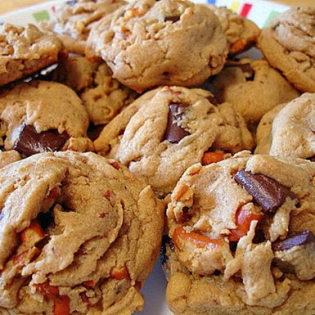 Peanut Butter Pretzel chocolate chunk cookies