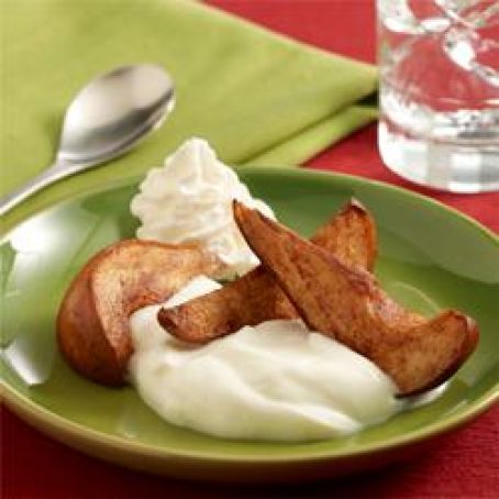 Sauteed Pear with Greek Yogurt