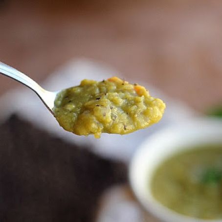 SPLIT PEA, EASY SLOW COOKER  SOUP (VEGAN)