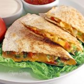 Easy Cheesy Chicken Quesadillas - FYNES DESIGNS | FYNES DESIGNS