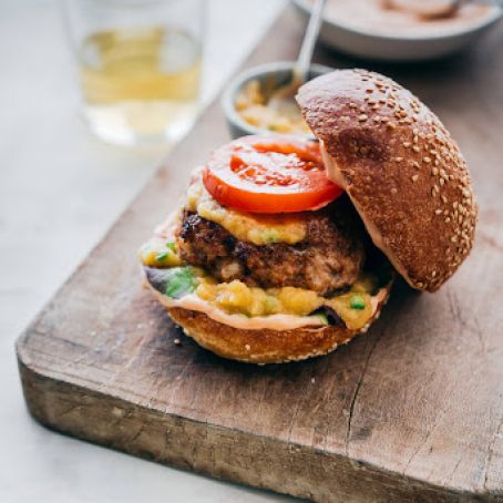 AL PASTOR BURGER WITH SPICY PINEAPPLE SAUCE