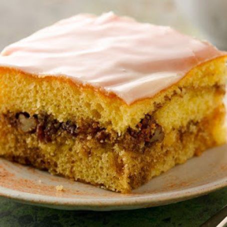 Honey Bun Cake