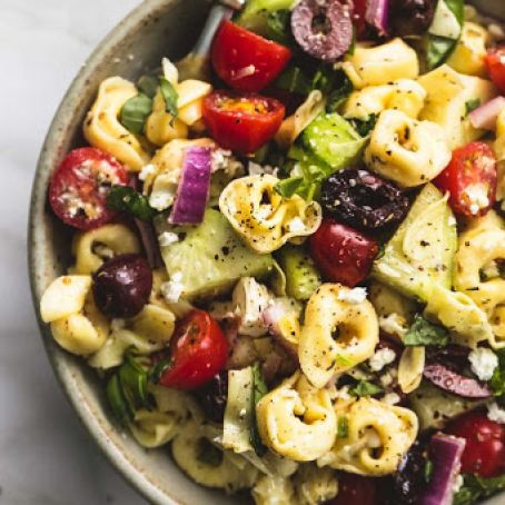 GREEK TORTELLINI PASTA SALAD