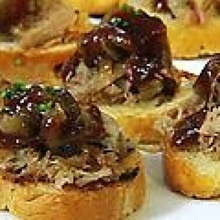 BBQ Pulled Pork Bruschetta