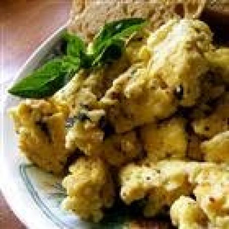 Cheesey Scrambled Eggs with Basil