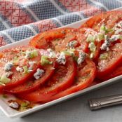 Tomato Slices with Blue Cheese and Balsamic Vinegar