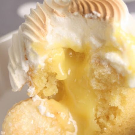 Lemon Meringue Cupcakes