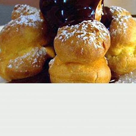 Profiteroles with hot chocolate sauce