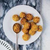 Quinoa Balls with Cauliflower and Cheese