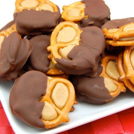 Buckeye Pretzel Bites with Peanut Butter
