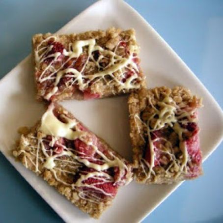 Strawberry White Chocolate Streusel Bars