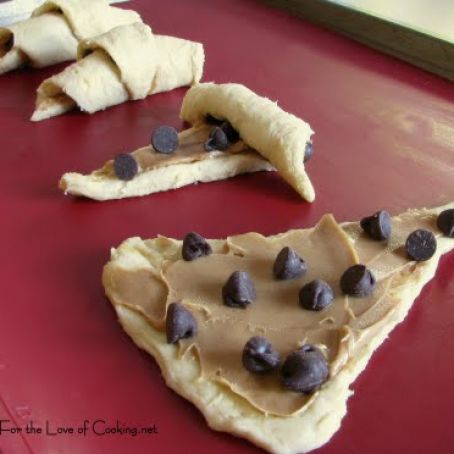 Chocolate and Peanut Butter Crescent Rolls