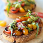 Avocado Bruschetta with Balsamic Reduction